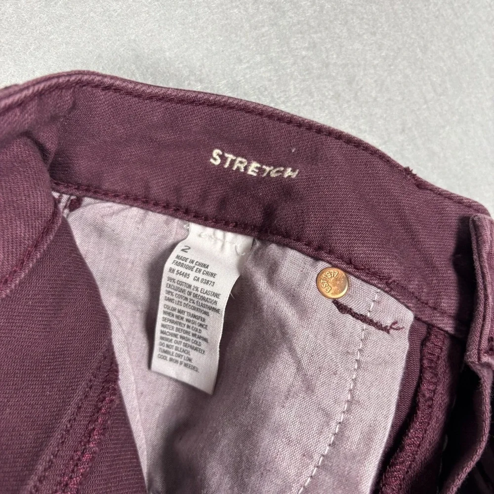 American Eagle Outfitters Cut-off Shorts Women's Size 2 Stretch Burgundy 3" - Picture 6 of 8